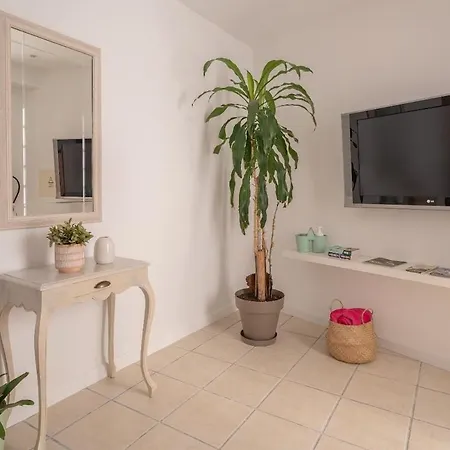 39 Downtown Apartmán